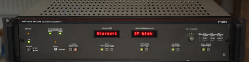 Remembering NICAM Part 3: Philips PM5688 Test receiver teardown